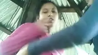 تدخن ثم تصرخ: تتعاطى قبل جماع حلق عميق