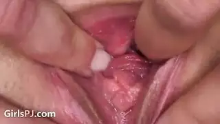 ثلاثية سافقية زلقة: زيت، ألعاب، وهزات مشبعة