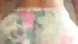 ثنائي جامح: كس صوفي يهتز خلال جلسة لحس طيز صريحة