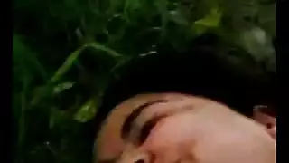 اغتصاب مجموعه شباب بنت بطريقه وحشه لحد الموت