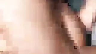 حورية بلا حظ تخدم الزب بفمها وفرجها
