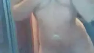 الولد ينيك امه المطلقة