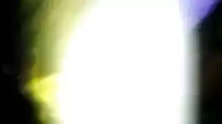 احتفال مضاجعة بعد الظهر مع سمراء متأنية ذات قوام ممتلئ