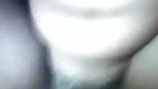 حصان يركب مراهقة في جنس حظيرة جامح