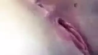 مصري ينتج صديقته من طيزه